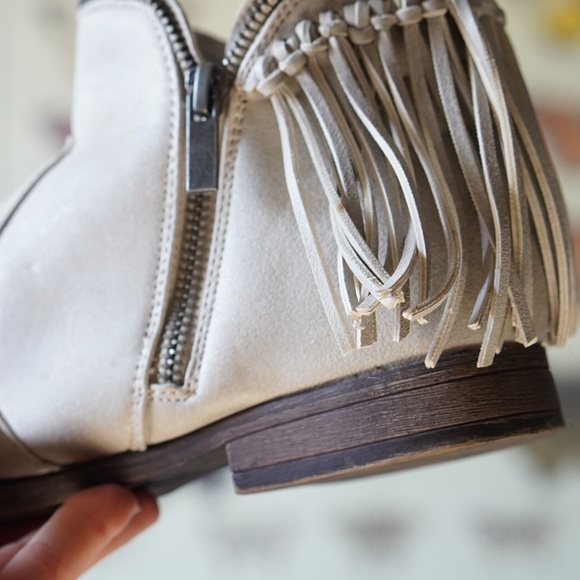 Fringe bootie - Picture 5 of 6